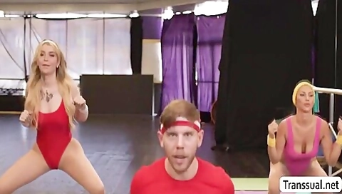 Intructor Caught Ts Dancer Fucking Fellow Dancer 10 Min